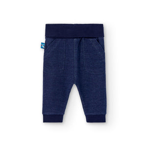 Saco tejido y pantalón de niño