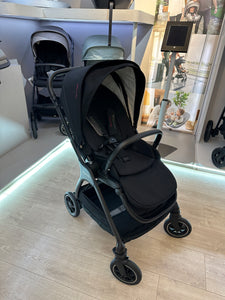 Combo Coche TRIV Black + Silla de Carro Nuna Rava Caviar